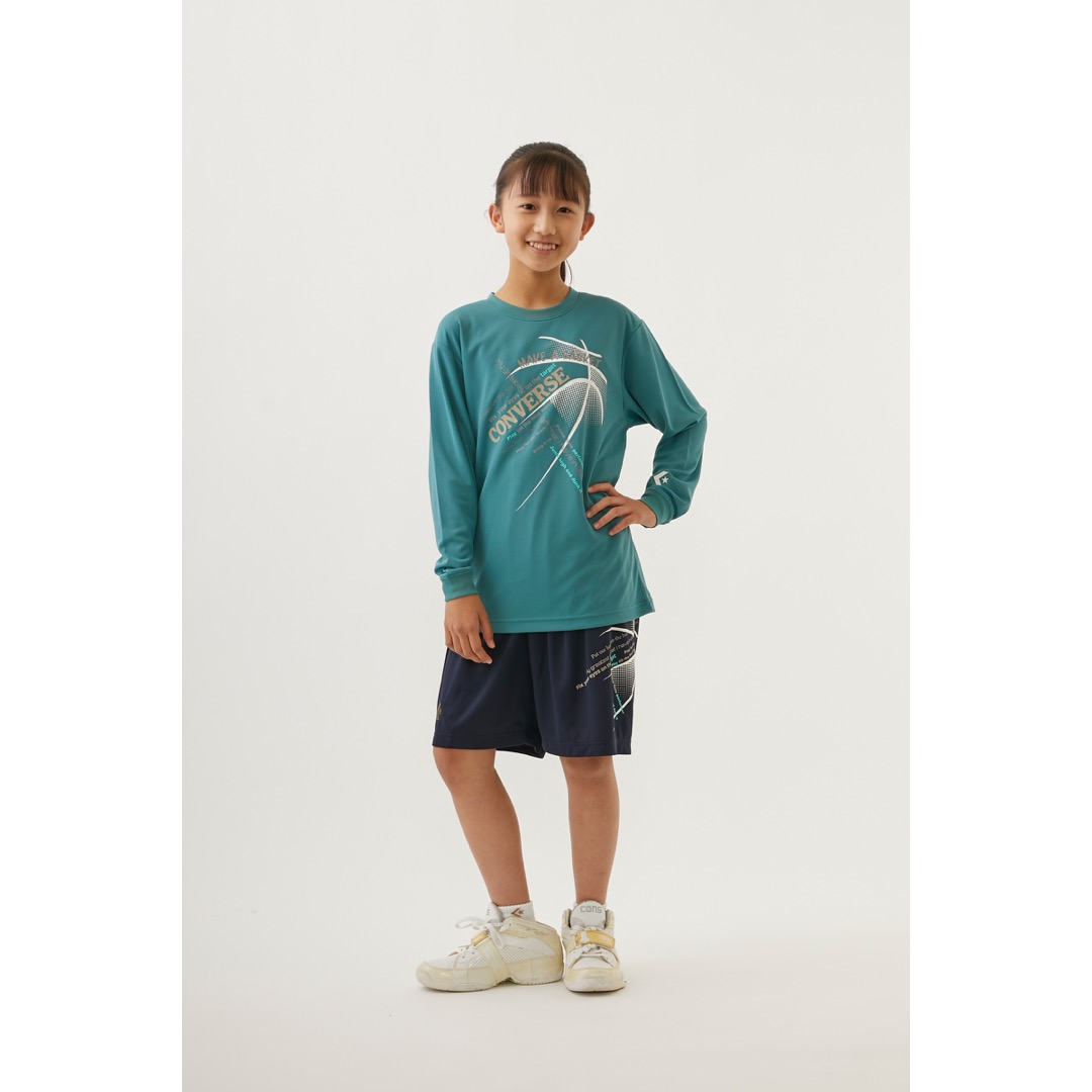 スモークグリーン