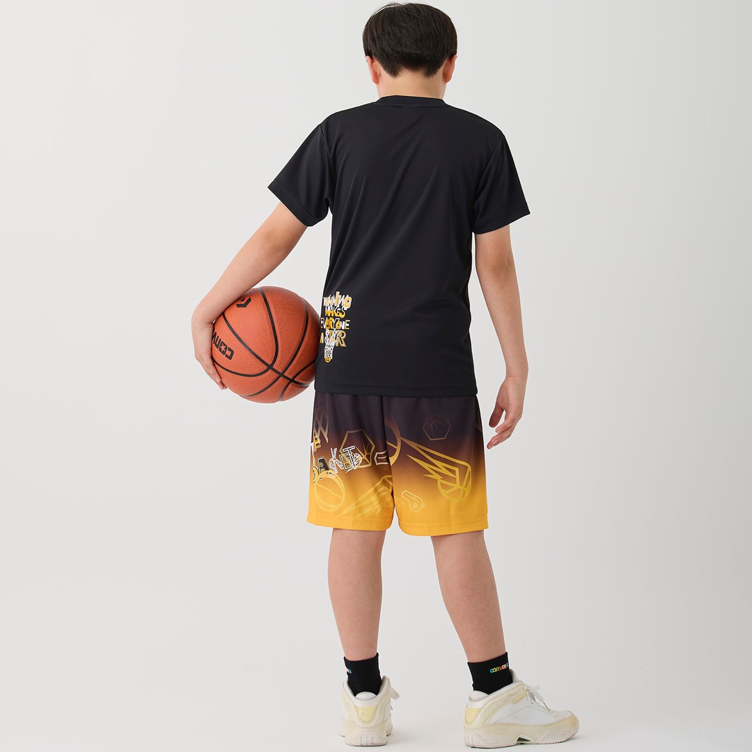 ブラック×ゴールド