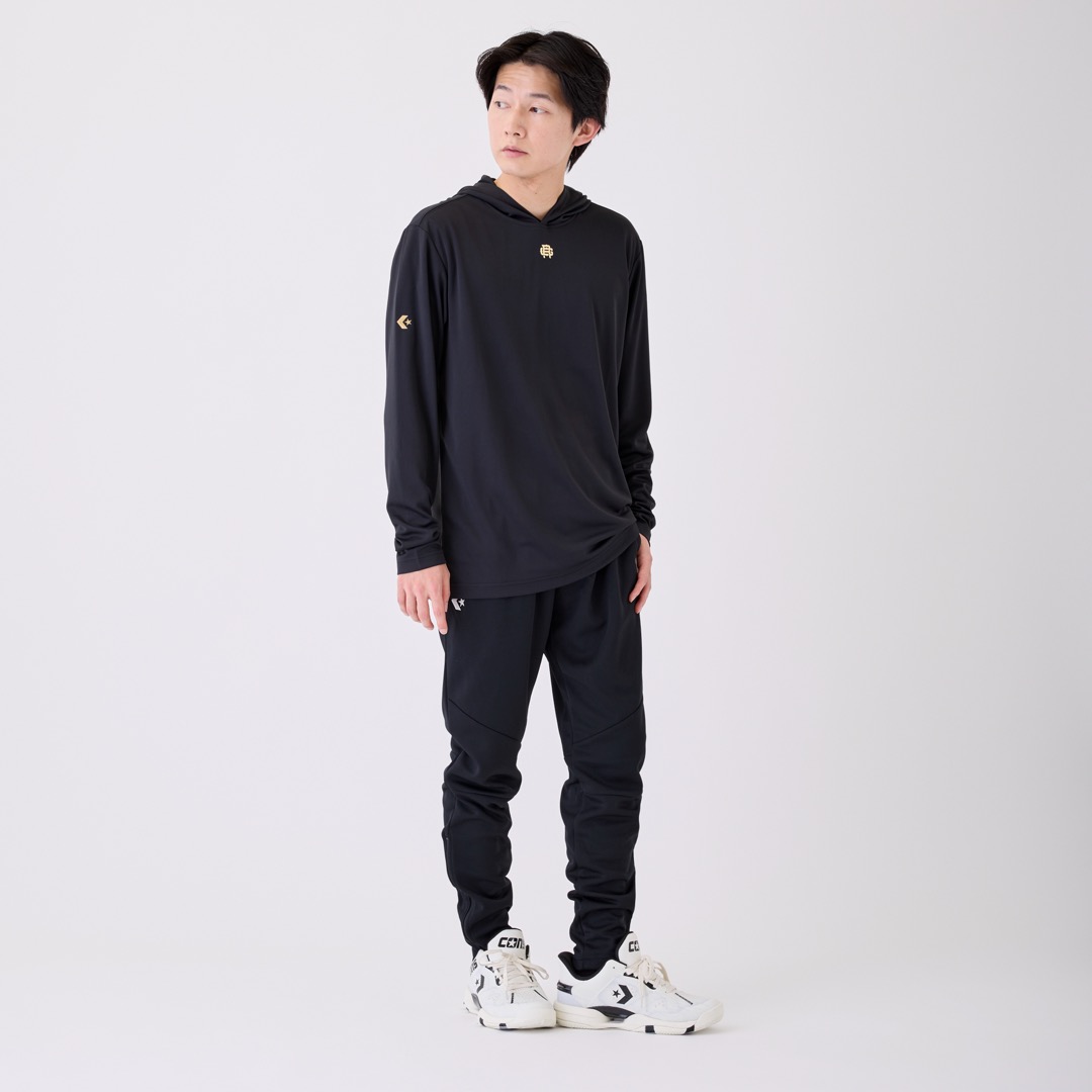 ブラック